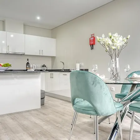 Tristao Vaz I, A In Madeira * Machico (Madeira)