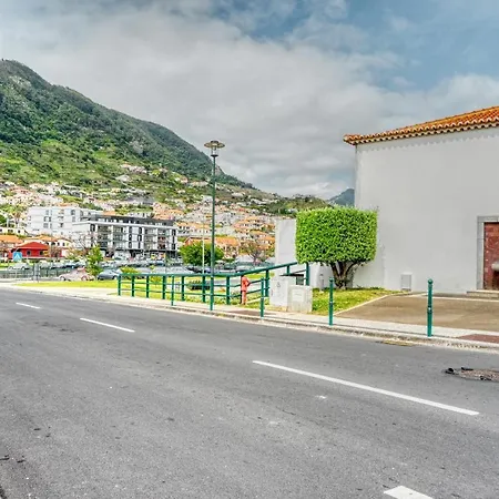 Tristao Vaz I, A In Madeira מצ'יקו