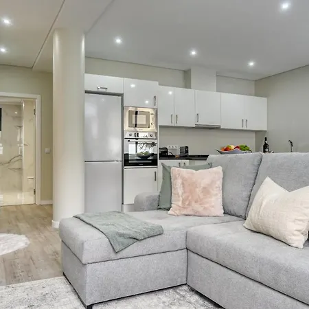 Tristao Vaz I, A In Madeira Apartment