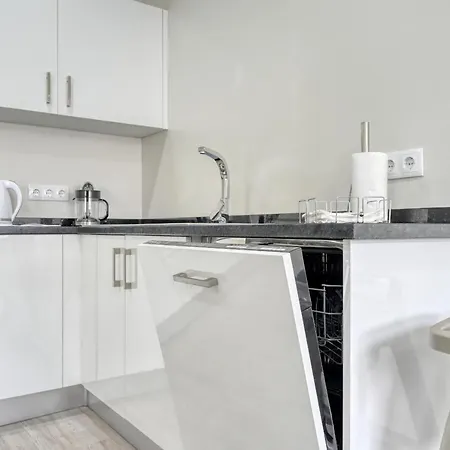 Tristao Vaz I, A In Madeira Апартаменты *