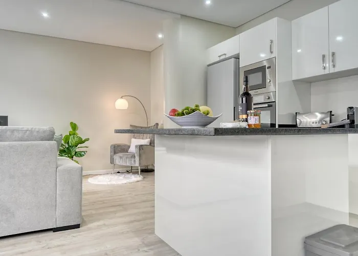 Tristao Vaz I, A In Madeira * Machico (Madeira)