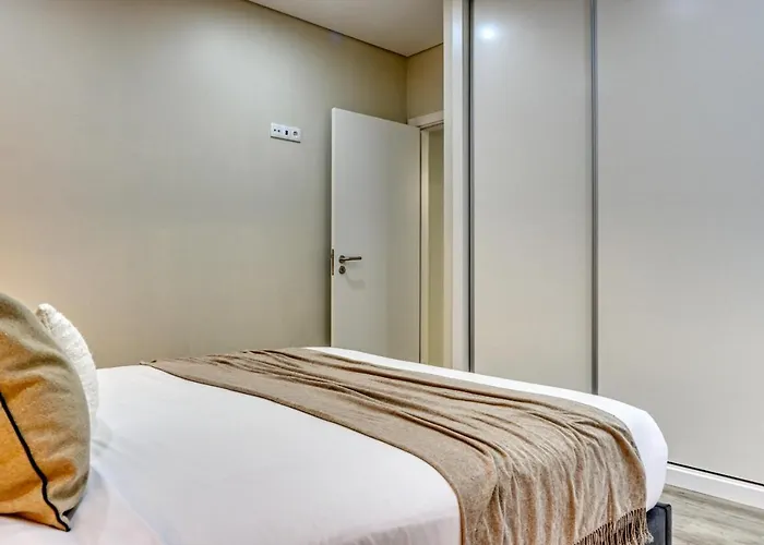 Tristao Vaz I, A In Madeira * Machico (Madeira)